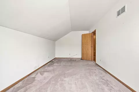 Bedroom - 1251 Idabright Dr, Plainfield, IL 60586 photo 9 of 10