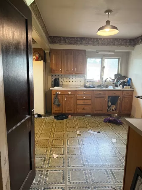 Kitchen - 507 S 2nd St, Benld, IL 62009 photo 1 of 4