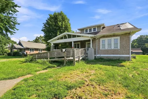Exterior - 507 S 2nd St, Benld, IL 62009 photo 1 of 5