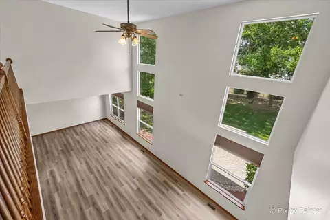 Living - 2240 Barrett Dr, Algonquin, IL 60102 photo 9 of 13