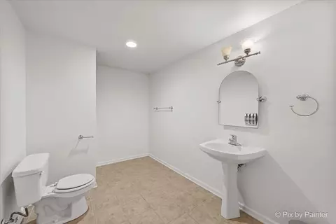 Bath - 2240 Barrett Dr, Algonquin, IL 60102 photo 5 of 6