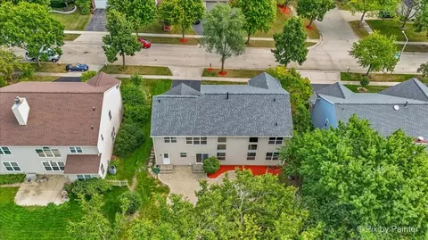 View/Area - 2240 Barrett Dr, Algonquin, IL 60102 photo 3 of 13