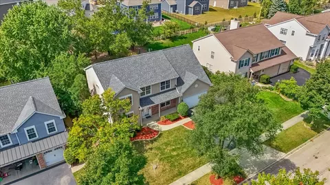 View/Area - 2240 Barrett Dr, Algonquin, IL 60102 photo 10 of 13