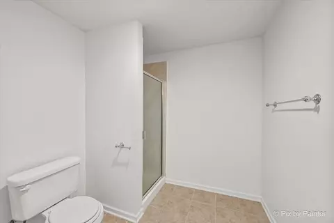 Bath - 2240 Barrett Dr, Algonquin, IL 60102 photo 6 of 6