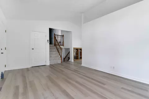 Living - 1 Timber View Dr, Bloomington, IL 61701 photo 1 of 5