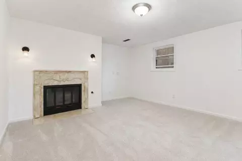 Living - 1 Timber View Dr, Bloomington, IL 61701 photo 4 of 5