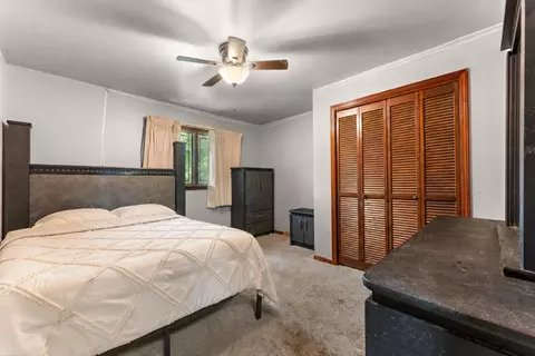 Bedroom - 7633 Hemlock Ave, Gary, IN 46403 photo 2 of 3
