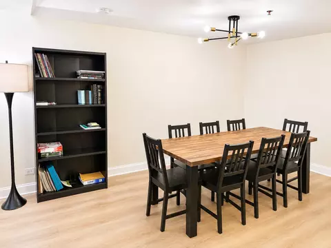 Dining - 1330 Perry St #202, Des Plaines, IL 60016 photo 3 of 3
