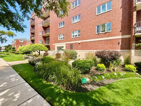 Other - 1330 Perry St #202, Des Plaines, IL 60016 photo 2 of 7