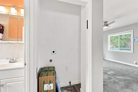 Other - 915 42nd St, Moline, IL 61265 photo 3 of 4