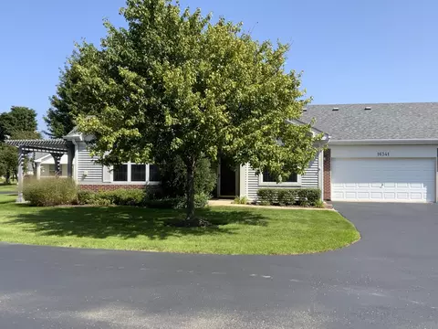 16341 Carver Lake Ct, Crest Hill, IL 60403