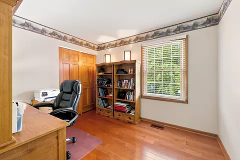 Other - 820 Southwick Dr, Algonquin, IL 60102 photo 6 of 9