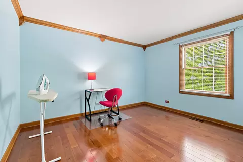 Bedroom - 820 Southwick Dr, Algonquin, IL 60102 photo 2 of 2