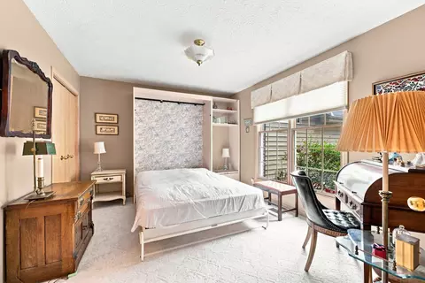 Bedroom - 4025 36th Ave Ct Ave, Moline, IL 61265 photo 1 of 3