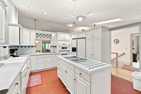 Kitchen - 4025 36th Ave Ct Ave, Moline, IL 61265 photo 3 of 3
