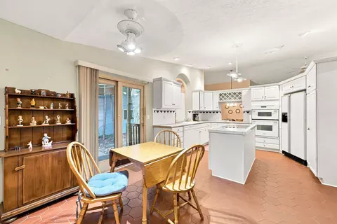 Kitchen - 4025 36th Ave Ct Ave, Moline, IL 61265 photo 1 of 3