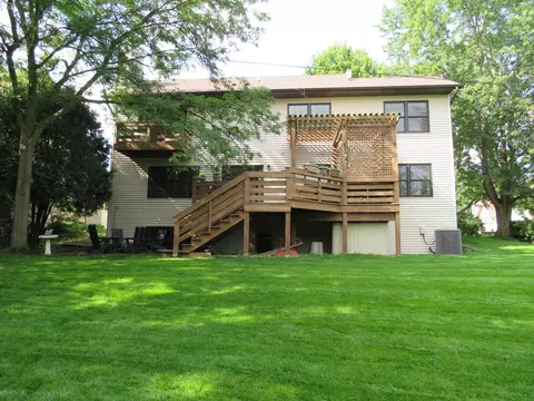Exterior - 223 Buckingham Dr, Bartlett, IL 60103 photo 6 of 6