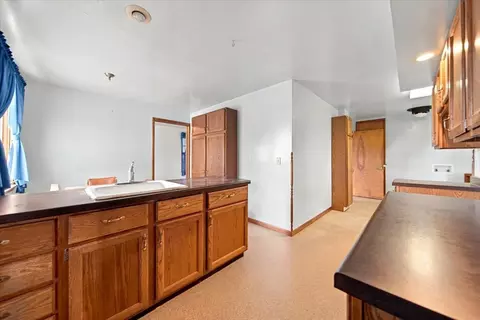 Kitchen - 9896 Lincoln Rd, Morrison, IL 61270 photo 1 of 1