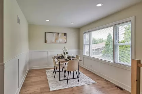 Dining - 5347 S 73 Ave, Summit, IL 60501 photo 1 of 1