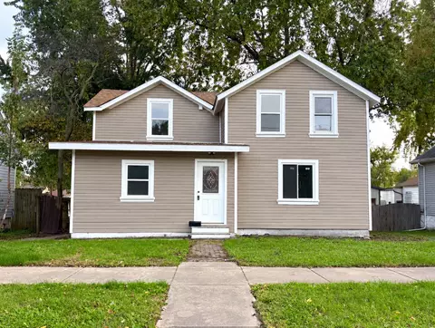 705 E Kent St, Streator, IL 61364
