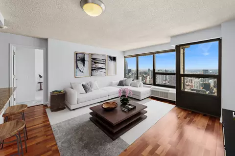 Living - 30 E Huron St #5306, Chicago, IL 60611 photo 2 of 5