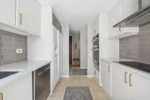 100 E Huron St #1506, Chicago, IL 60611 photo 14