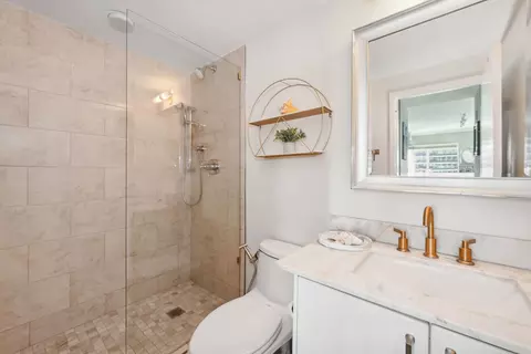100 E Huron St #1506, Chicago, IL 60611 photo 19