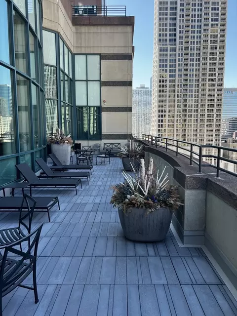 100 E Huron St #1506, Chicago, IL 60611 photo 31