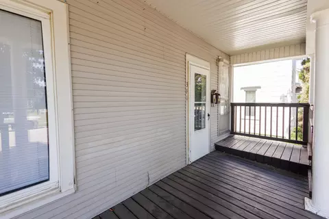 Exterior - 341 S 5th Ave, Kankakee, IL 60901 photo 4 of 21