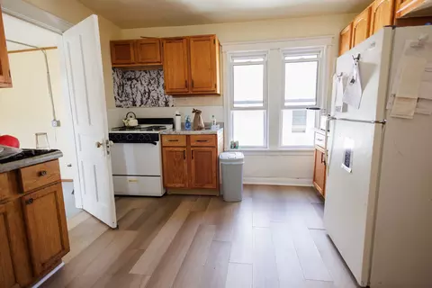 Kitchen - 341 S 5th Ave, Kankakee, IL 60901 photo 4 of 5