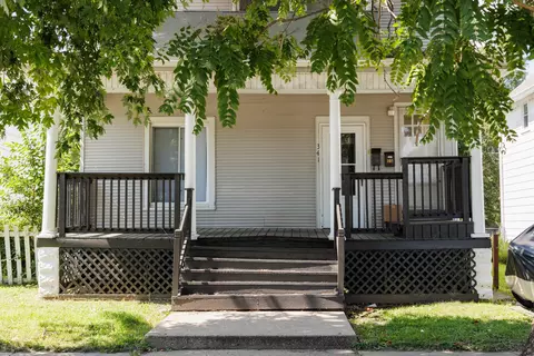 Exterior - 341 S 5th Ave, Kankakee, IL 60901 photo 10 of 21