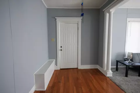 Entry Way - 341 S 5th Ave, Kankakee, IL 60901 photo 1 of 6