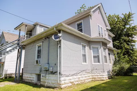 Exterior - 341 S 5th Ave, Kankakee, IL 60901 photo 14 of 21