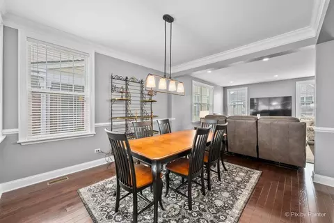 Dining - 1244 Falcon Ridge Dr, Elgin, IL 60124 photo 2 of 2