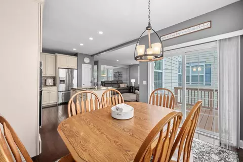 Dining - 1244 Falcon Ridge Dr, Elgin, IL 60124 photo 1 of 2