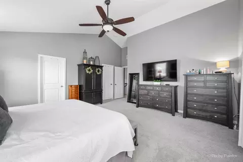 Bedroom - 1244 Falcon Ridge Dr, Elgin, IL 60124 photo 2 of 6