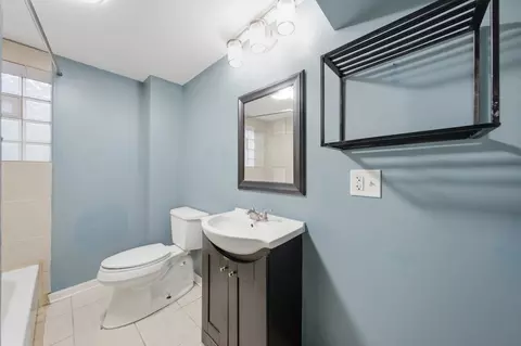 Bath - 6223 S Washtenaw Ave, Chicago, IL 60629 photo 3 of 3
