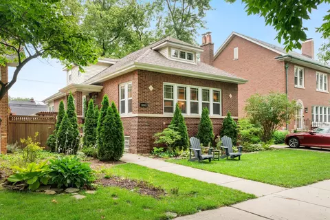 10543 S Hamilton Ave, Chicago, IL 60643