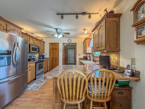 Kitchen - 2309 E Lakeview Dr, Casey, IL 62420 photo 1 of 7