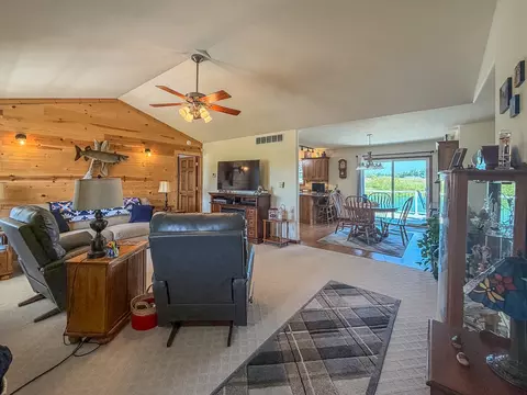 Living - 2309 E Lakeview Dr, Casey, IL 62420 photo 1 of 7