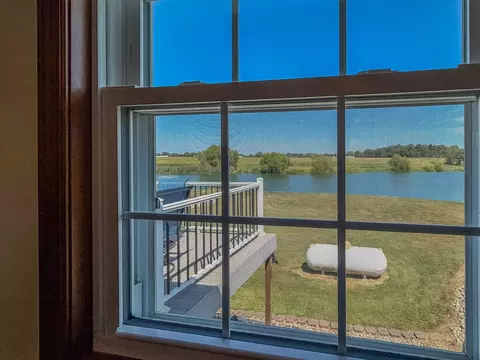 View/Area - 2309 E Lakeview Dr, Casey, IL 62420 photo 1 of 8