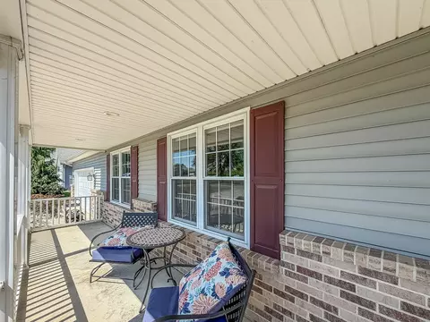 Exterior - 2309 E Lakeview Dr, Casey, IL 62420 photo 5 of 16