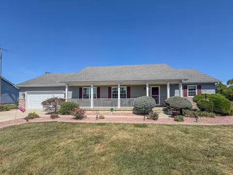 Other - 2309 E Lakeview Dr, Casey, IL 62420 photo 2 of 9