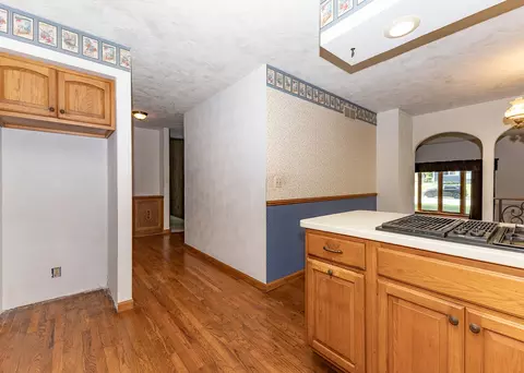 Entry Way - 3527 12th Ave, Moline, IL 61265 photo 1 of 3