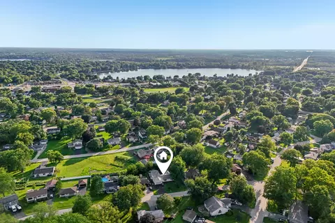Undisclosed, Lindenhurst, IL 60046 photo 38