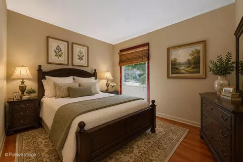 Bedroom - 1025 Longaker Rd, Northbrook, IL 60062 photo 3 of 3