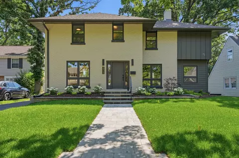 3923 Clausen Ave, Western Springs, IL 60558