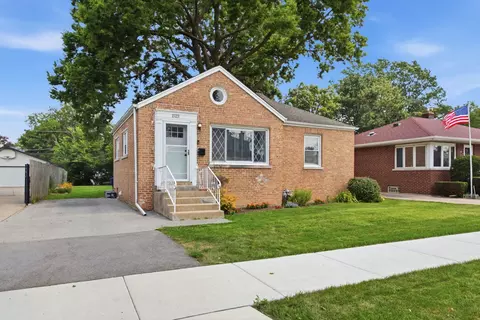 Exterior - 1523 N Rohde Ave, Berkeley, IL 60163 photo 2 of 5