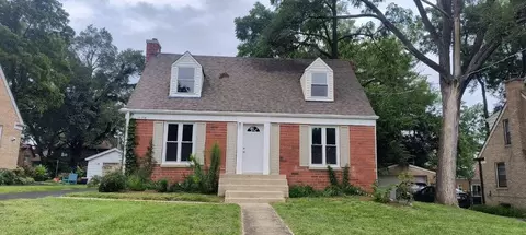 3 S276 Gates Pl, Warrenville, IL 60555