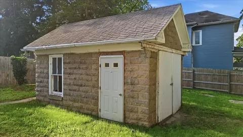 Exterior - 200 E North St, Walnut, IL 61376 photo 3 of 8